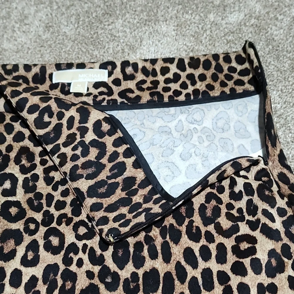Leopard Print Women's Skirt - Picture 4 of 4